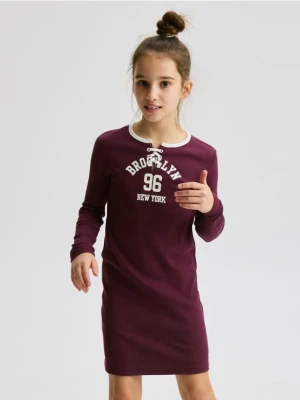 Reserved - Dzianinowa sukienka z nadrukiem - ciemnofioletowy