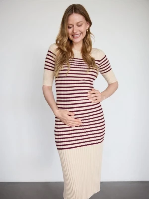 Reserved - Dzianinowa sukienka z wiskozą - wielobarwny