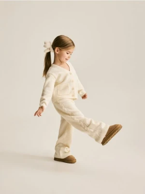 Reserved - Dzianinowe spodnie - kremowy