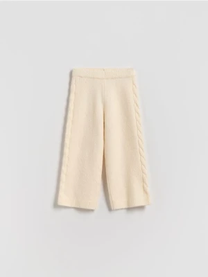 Reserved - Dzianinowe spodnie - kremowy