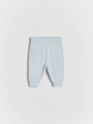 Reserved - Dzianinowe spodnie z kieszeniami - jasnoniebieski