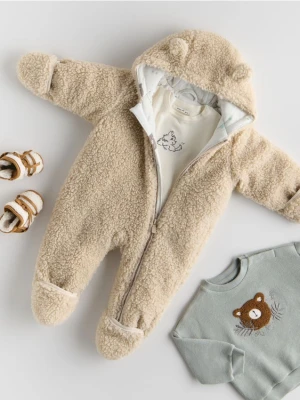 Reserved - Dzianinowy kombinezon z kapturem - beżowy