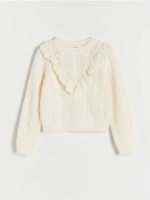 Reserved - Dzianinowy sweter z falbaną - złamana biel