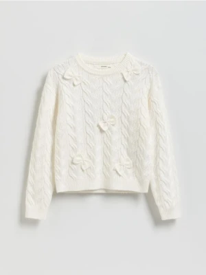 Zdjęcie produktu Reserved - Dzianinowy sweter z kokardami - złamana biel