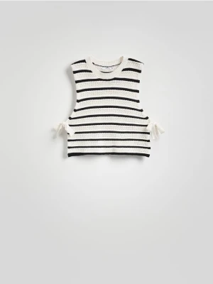 Reserved - Dzianinowy top z wiązaniem - wielobarwny