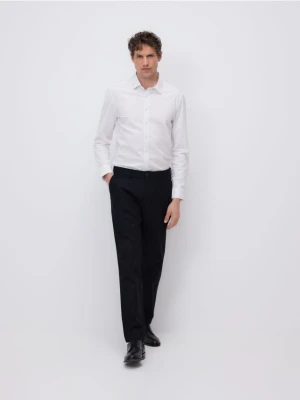 Reserved - Elegancka koszula super slim - biały