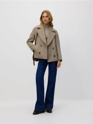 Reserved - Flauszowa kurtka dwurzędowa - beżowy