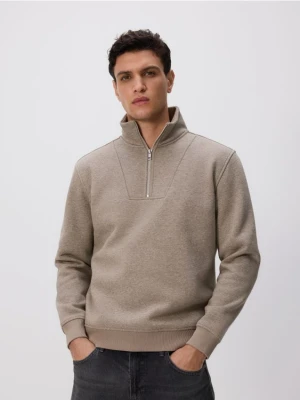 Reserved - Gładka bluza ze stójką - brązowy