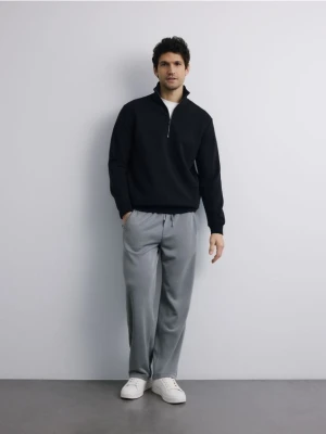 Reserved - Gładka bluza ze stójką - czarny