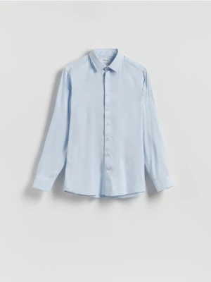 Reserved - Gładka koszula regular fit - jasnoniebieski