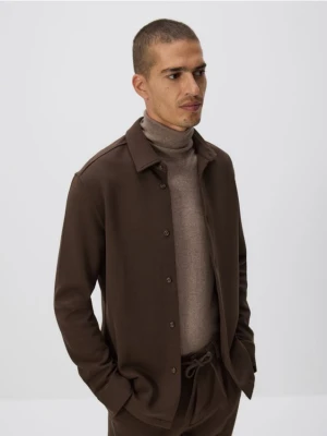 Reserved - Gładka koszula slim fit - brązowy