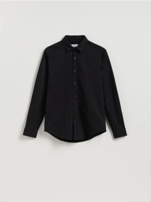 Reserved - Gładka koszula slim fit - czarny