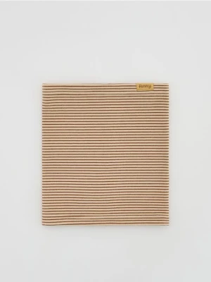 Reserved - Gładki komin z wiskozą - beżowy