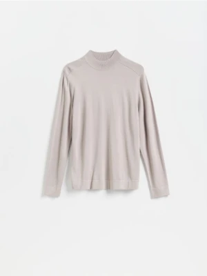 Reserved - Gładki sweter z półgolfem - beżowy