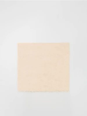 Reserved - Gładki szal - złamana biel