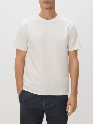 Reserved - Gładki t-shirt regular fit - złamana biel