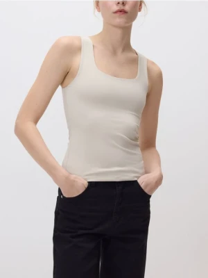 Reserved - Gładki top - beżowy