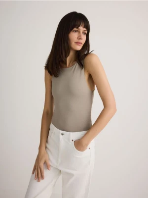 Zdjęcie produktu Reserved - Gładkie body slim fit - beżowy