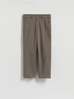 Reserved - Gładkie spodnie chino slim - jasny zielony