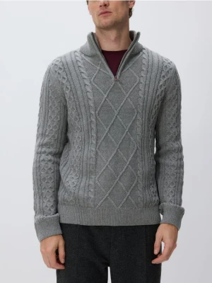 Reserved - Golf z warkoczowym splotem - szary