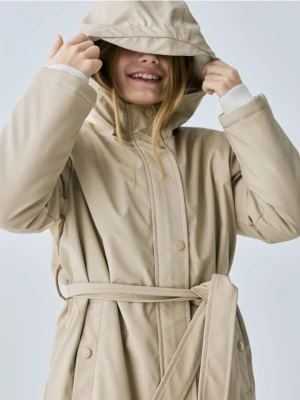 Reserved - Gumowany płaszcz - beżowy