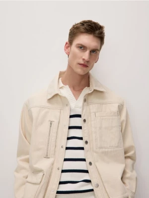 Reserved - Jeansowa kurtka koszulowa - złamana biel