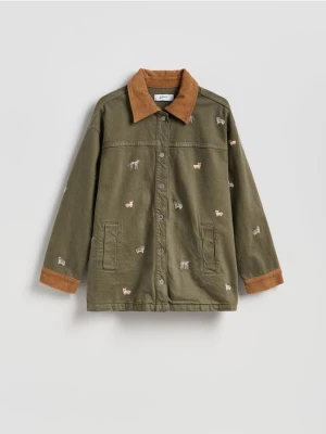 Reserved - Jeansowa kurtka z haftem - zielony