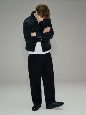 Reserved - Jeansowa kurtka z przetarciami - szary