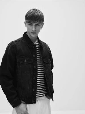 Reserved - Jeansowa kurtka z przetarciami - szary