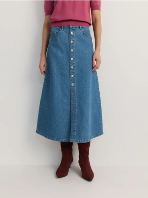 Reserved - Jeansowa spódnica midi z guzikami - niebieski
