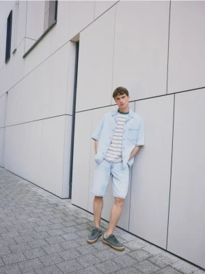 Zdjęcie produktu Reserved - Jeansowe szorty loose fit - niebieski