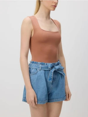 Reserved - Jeansowe szorty paperbag z paskiem - niebieski