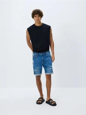 Reserved - Jeansowe szorty slim fit - niebieski