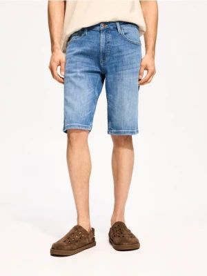 Reserved - Jeansowe szorty slim fit - niebieski