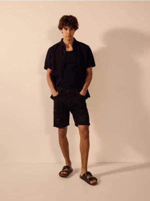 Reserved - Jeansowe szorty slim fit - szary