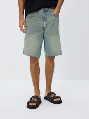 Reserved - Jeansowe szorty straight - żółty