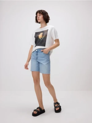 Reserved - Jeansowe szorty z asymetrycznym zapięciem - niebieski