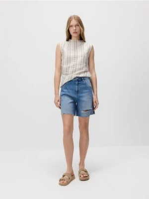 Reserved - Jeansowe szorty z przetarciem - niebieski