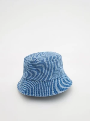 Reserved - Jeansowy kapelusz we wzory - niebieski