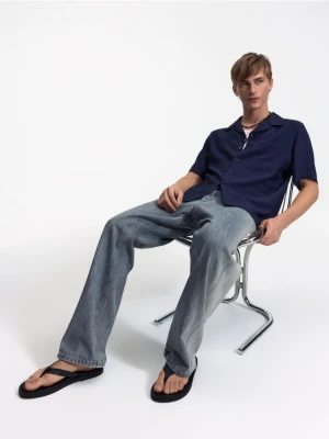 Reserved - Jeansy baggy z efektem sprania - jasnoszary