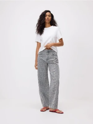 Reserved - Jeansy barrel leg w panterkę - wielobarwny