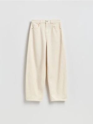 Reserved - Jeansy barrel leg - złamana biel