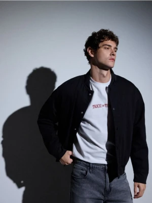 Reserved - Jeansy bootcut z efektem sprania - jasnoszary