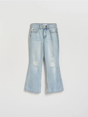 Reserved - Jeansy bootcut z przetarciami - niebieski
