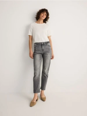 Reserved - Jeansy boyfriend slim - szary