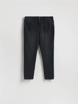 Reserved - Jeansy carrot slim z efektem sprania - czarny