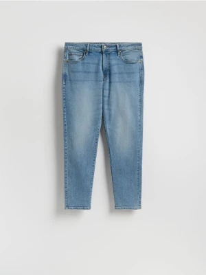 Reserved - Jeansy carrot slim z efektem sprania - niebieski