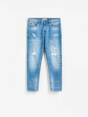 Reserved - Jeansy carrot slim z przetarciami - niebieski