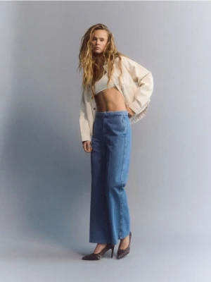 Reserved - Jeansy flare z kantem - niebieski