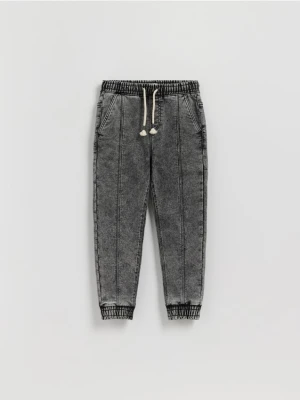 Reserved - Jeansy jogger - jasnoszary